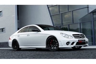 Накладки на пороги AMG W204 Look на Mercedes CLS W219